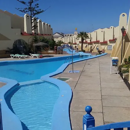 Family Poolside South Facing Vila